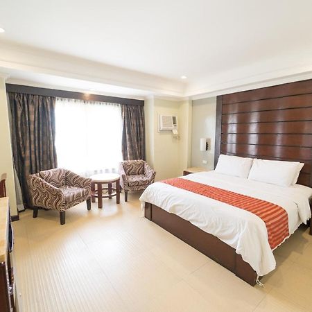 Mo2 Westown Hotel Iloilo Экстерьер фото