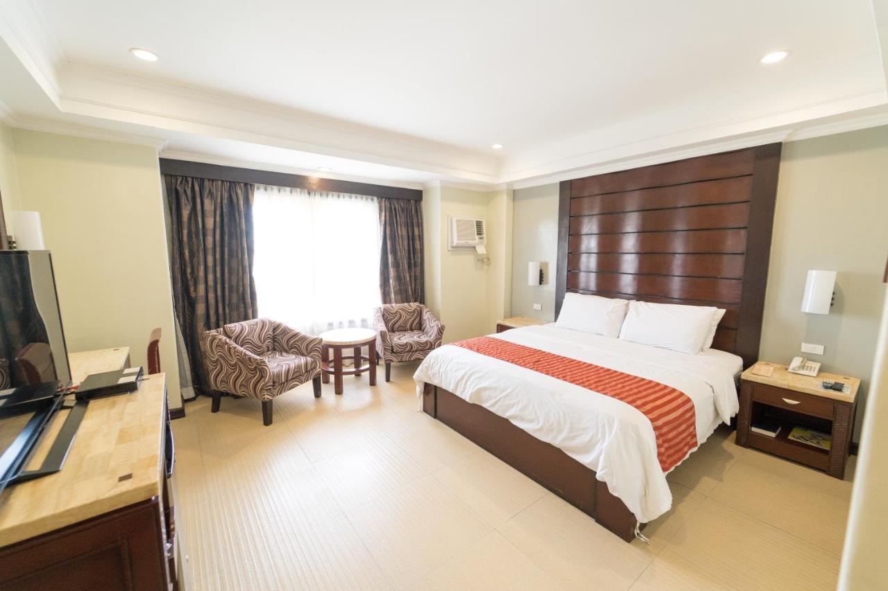 Mo2 Westown Hotel Iloilo Экстерьер фото