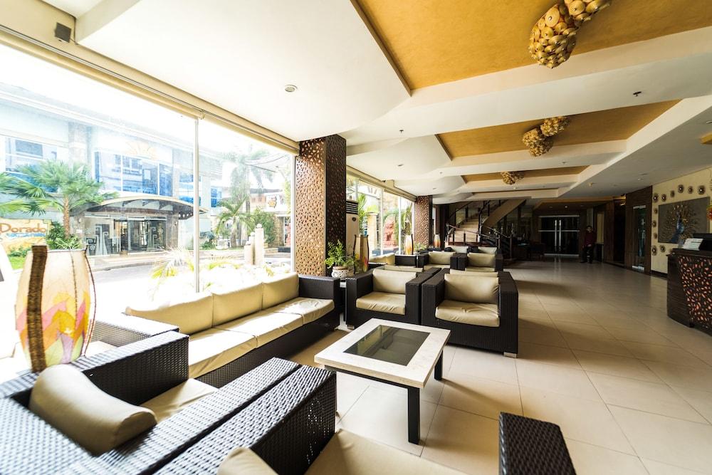 Mo2 Westown Hotel Iloilo Экстерьер фото